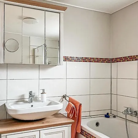 Casa de Férias Amazing In With Wifi Norddeich (Dithmarschen)